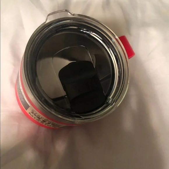 YETI Rambler 10oz Mug in Bold Red - Picture 2 of 3